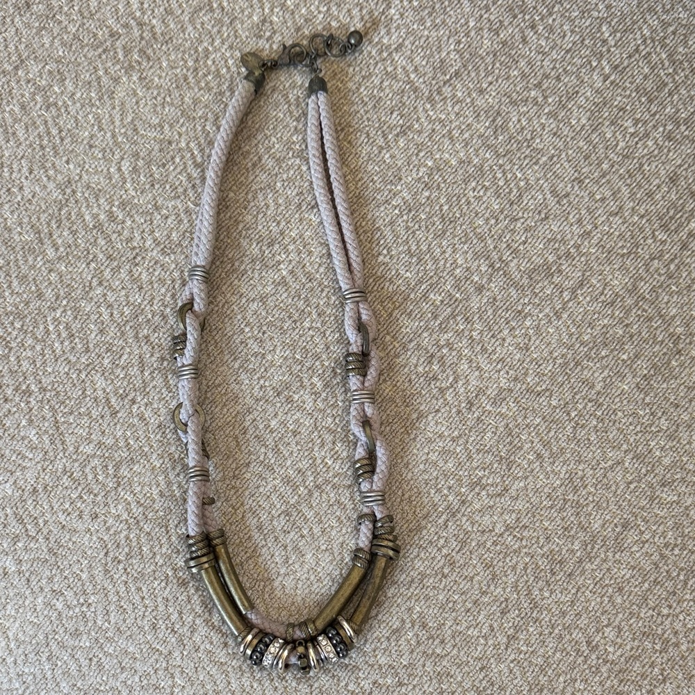 EUC Vintage LOFT Elegant Taupe, Gold and Silver Women's Necklace, 9”